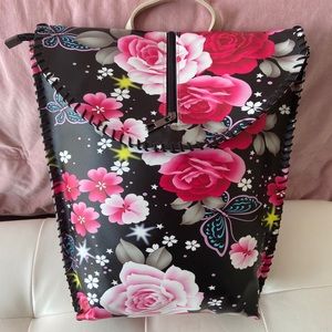 SO COOL😍 Vegan Leather Floral BACKPACK Whipstitch